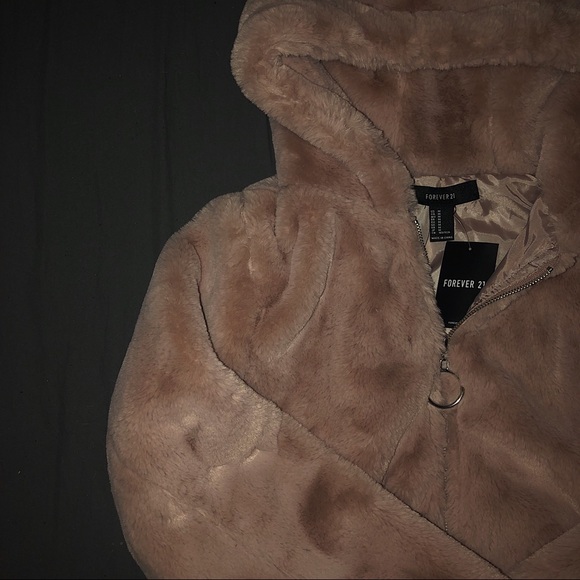 fuzzy pink jacket - Picture 2 of 4